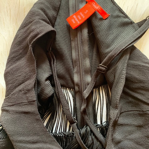 🔥SALE Chelsea and Violet  Dress - Picture 5 of 5